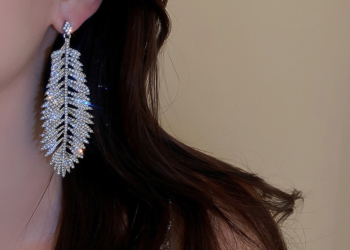 Women’s Studded Leaf Feather Earrings